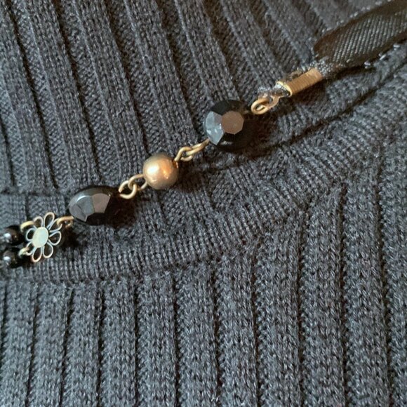 Handmade Black & Antique-Gold Charm Necklace – Dress Pendant, Feather Vintage - Picture 3 of 10